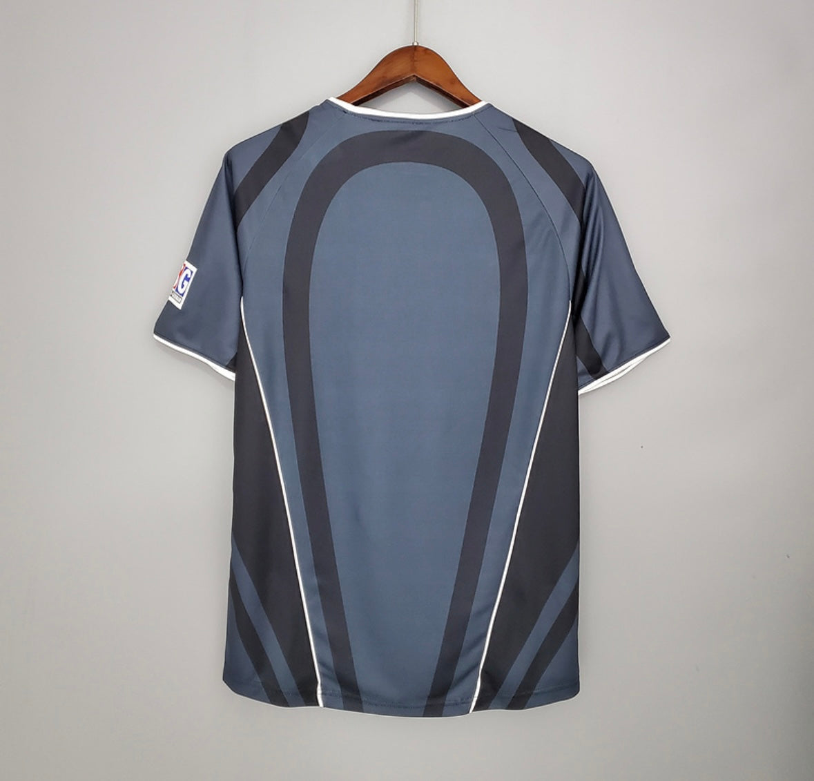 Maillot PSG Opel vintage et rétro 2002