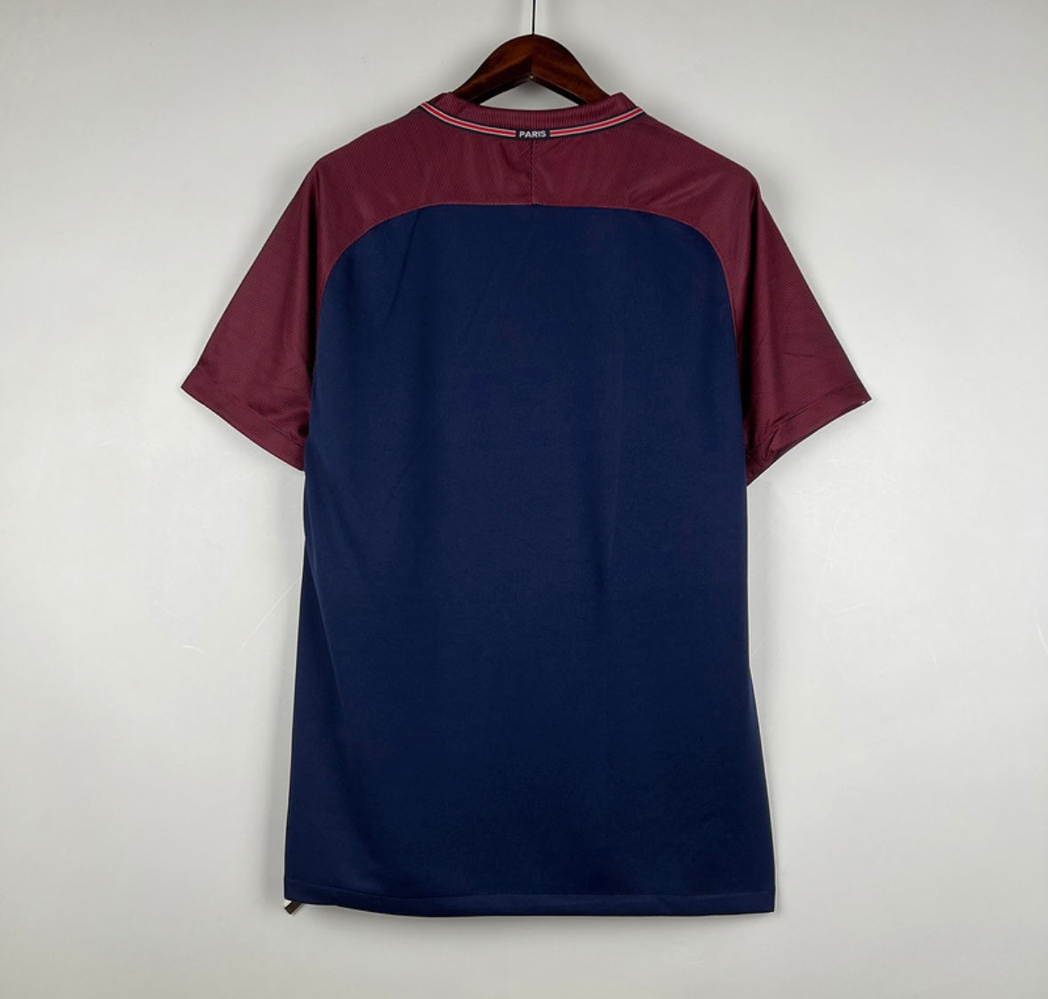 Maillot Paris Saint-Germain 2017-2018 rétro - pas chère - flocage personnalisé