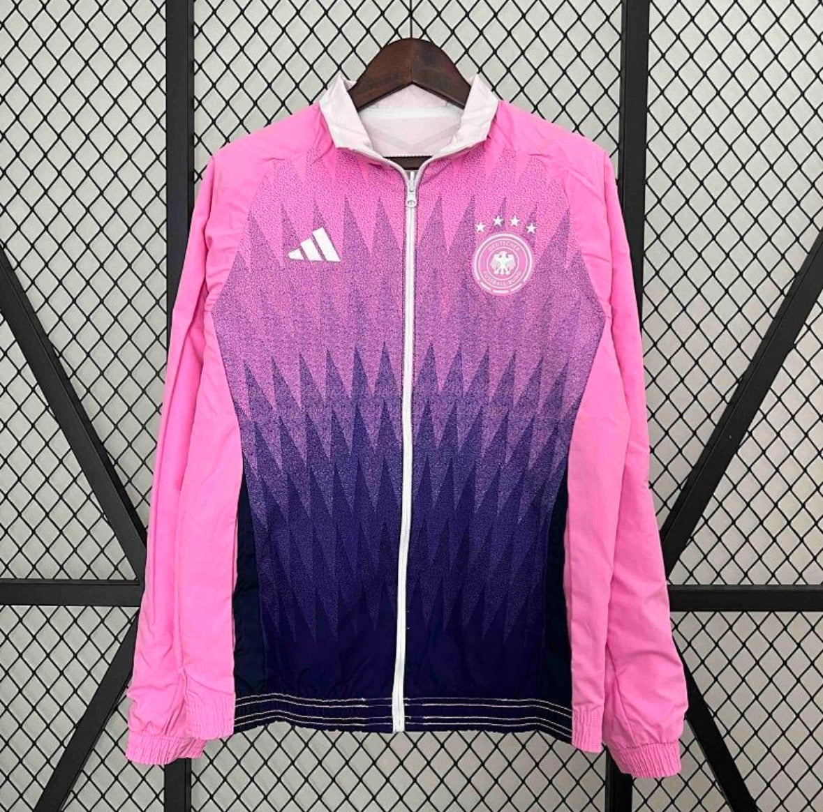 Veste de l’Allemagne 2024 rose et violet