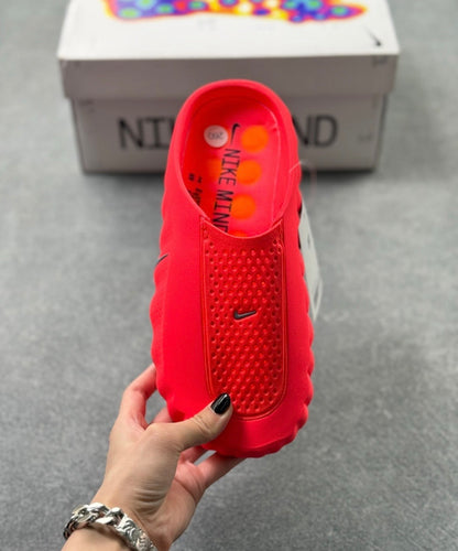 Claquettes Nike Mind 001 rouge