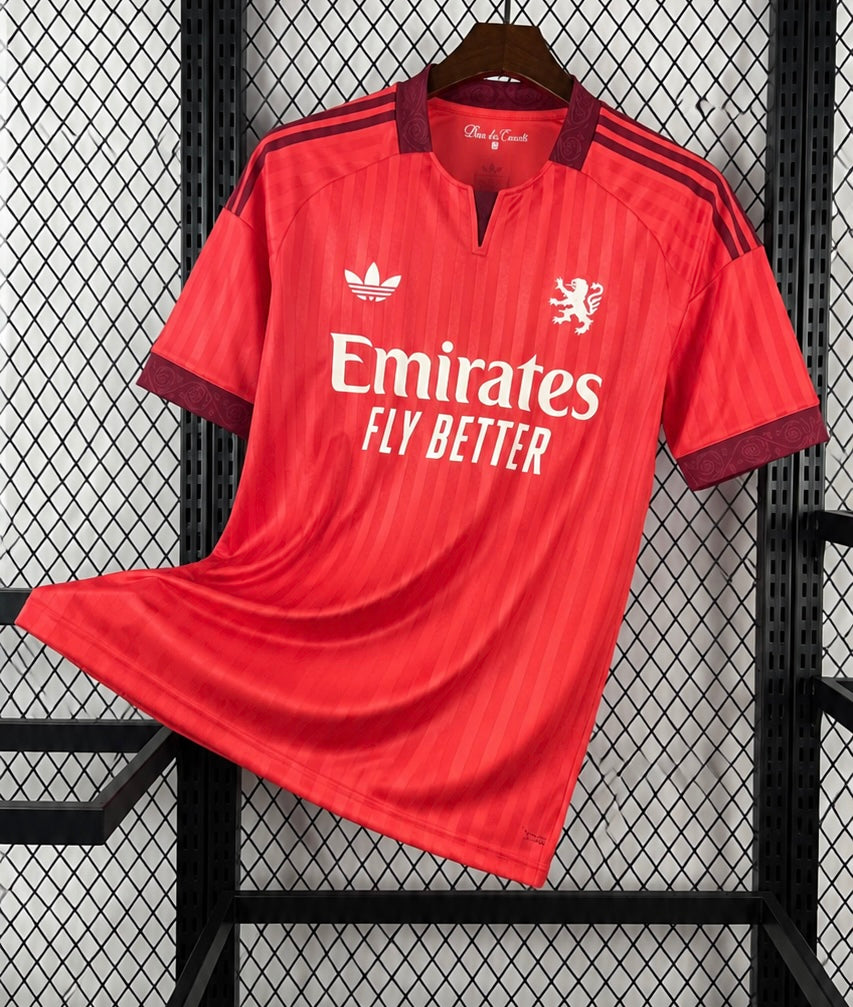 Maillot Olympique Lyonnais Extérieur 2026/2027 rouge